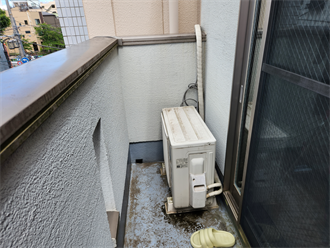 バルコニーの立ち上がりから雨漏り