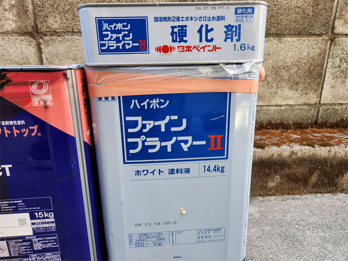 鉄骨階段塗装工事にて使用した錆止め塗料のハイポンファインプライマー