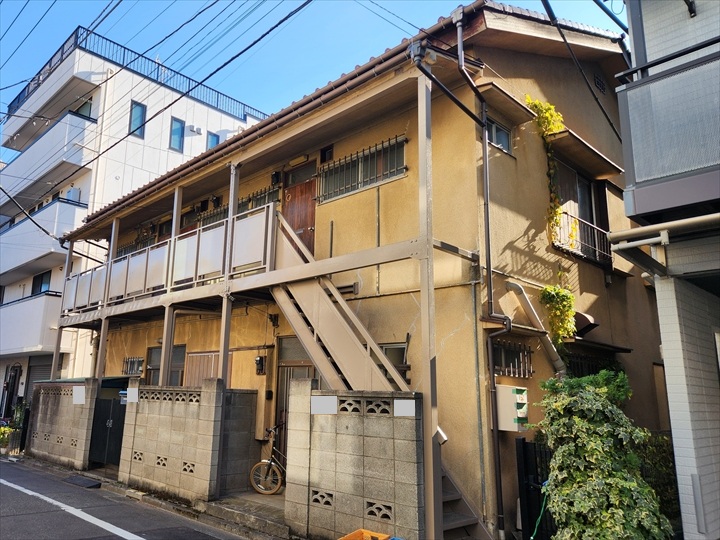 鉄骨階段塗装工事完了