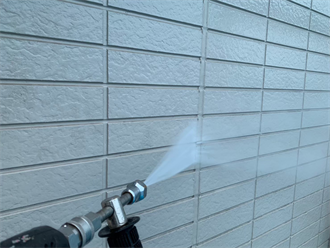 屋根外壁塗装工事にて洗浄