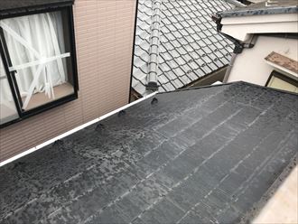 スレート葺きの屋根
