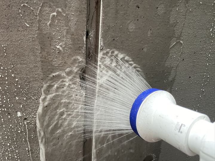 散水試験