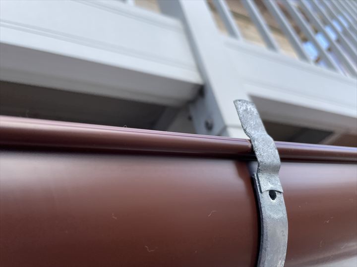 軒樋取り付け２