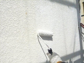三鷹市北野にてラジカル制御塗料を使用して外壁塗装工事を行わせていただいております