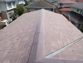 塗膜が劣化したスレート屋根