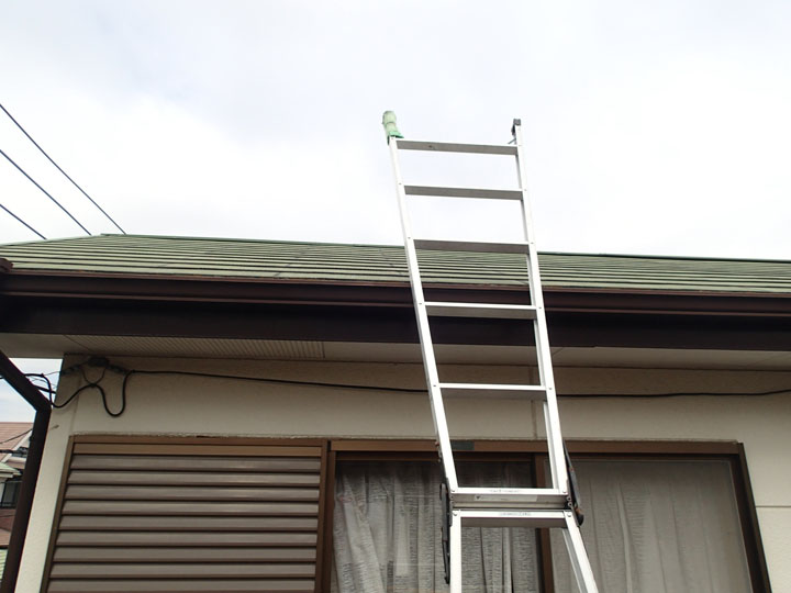 まずは屋根から