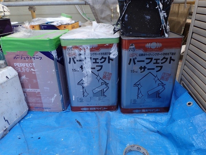 下塗り材にパーフェクトサーフを使用