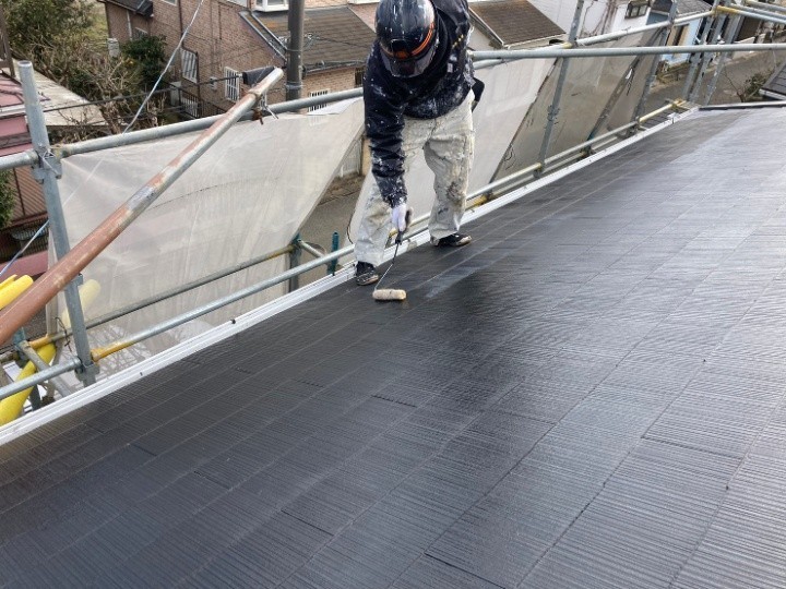 日本ペイントのパーフェクトベストを使用した屋根塗装工事