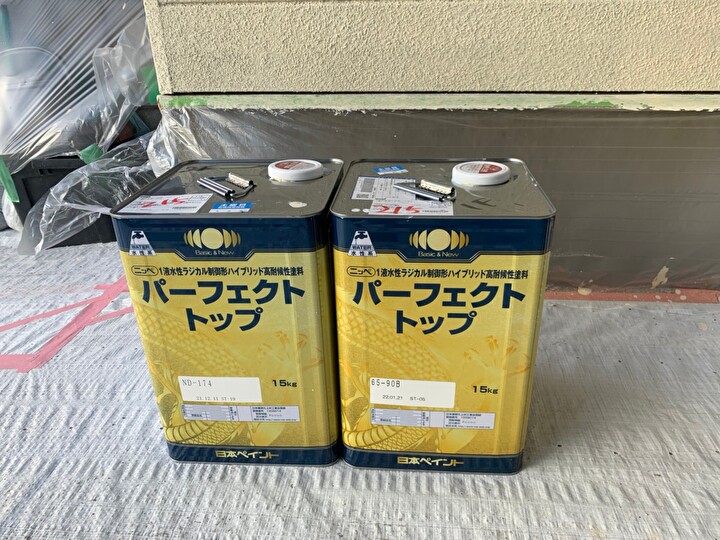 日本ペイントのパーフェクトトップ（65-90B、ND-174）を使用