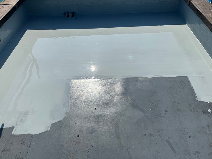 ウレタン防水途中