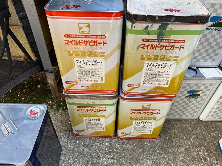付帯部への塗料はマイルドサビガードを使用