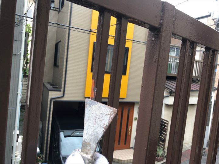 下地処理(ケレン作業)の様子②