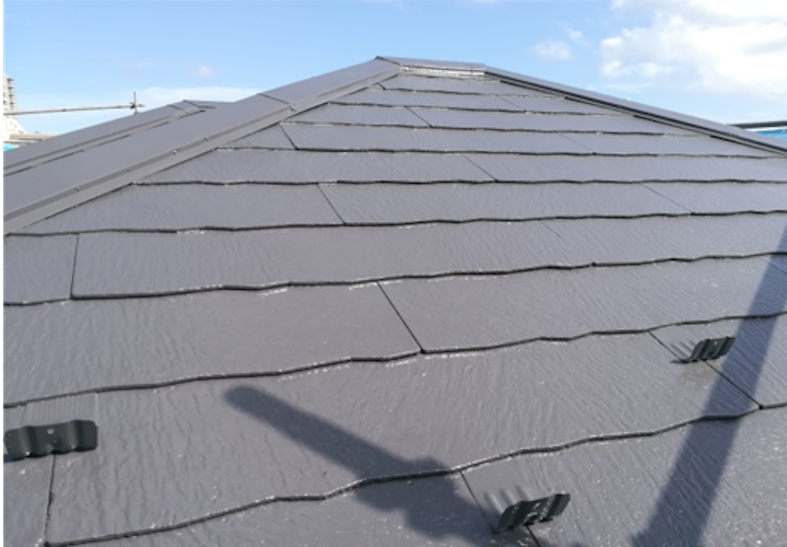 国分寺市本町にて、色褪せたスレート屋根をサーモアイSi（クールダークグレー）で塗装