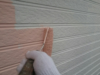 外壁塗装作業中