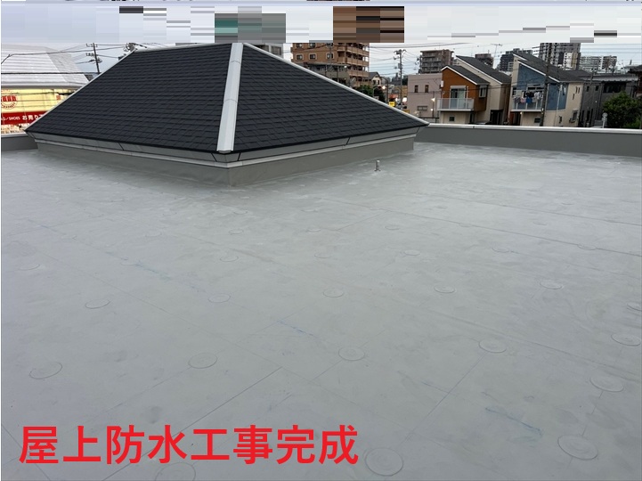 完成した屋上防水面