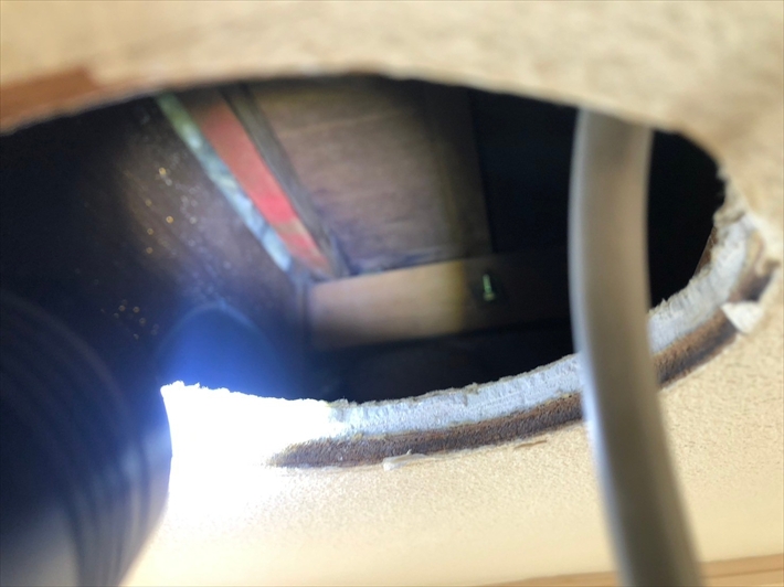 ダウンライトから確認