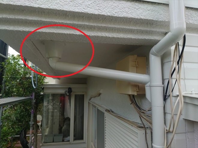 詰まっていて溢れます