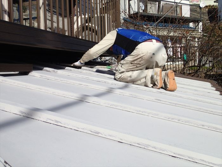 トタン屋根の塗装